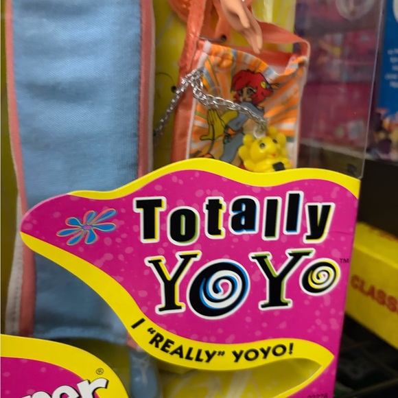 Vintage Mattel Barbie Totally YoYo Skipper Doll & YoYo Kitty And Bee - Picture 6 of 14